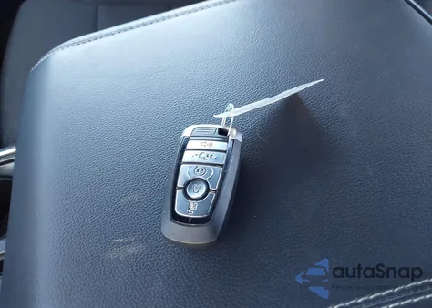 2025 Ford F-150 Xlt z USA, uszkodzony, nr VIN 1FTFW3L8XSFA46043